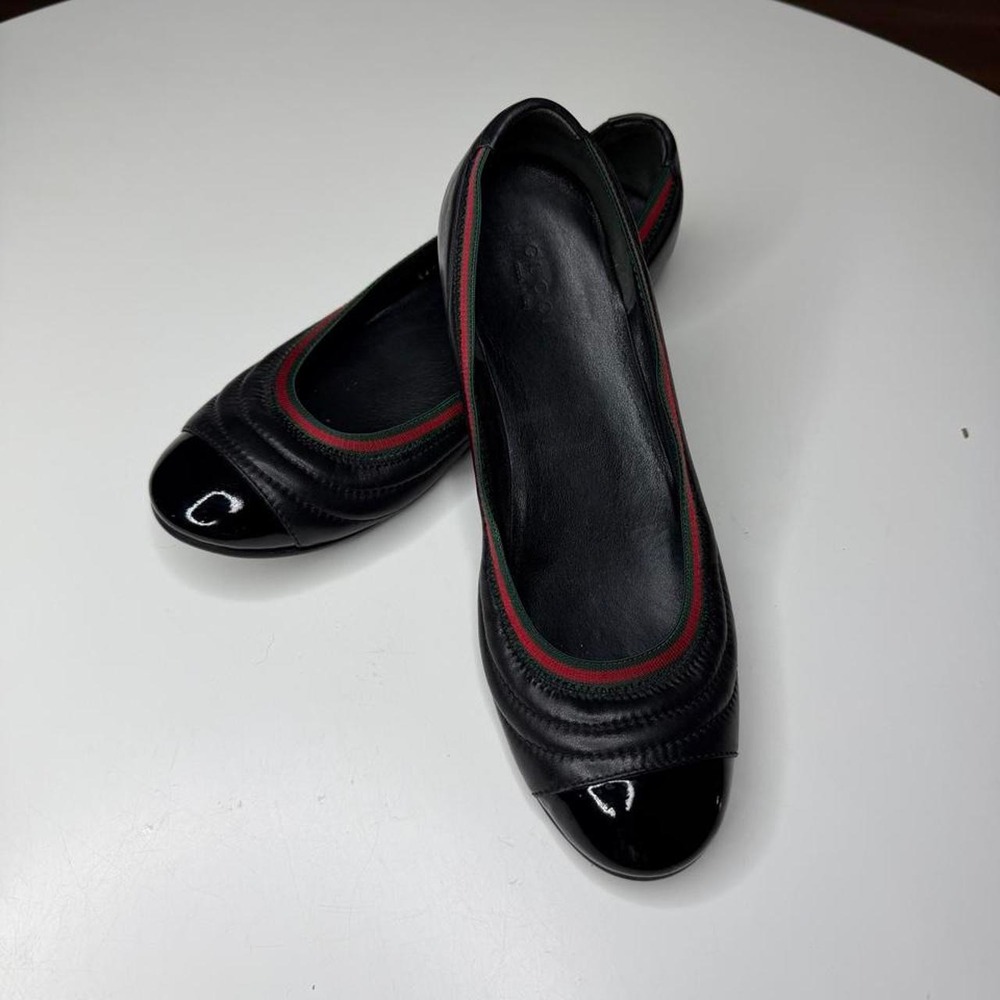 Gucci Authentic Web Trim Leather Ballet Flats Black Patent Toe  Designer 37.5